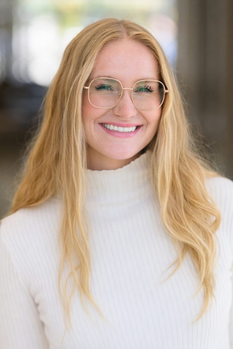 Image of Emily Houp looking like an angel