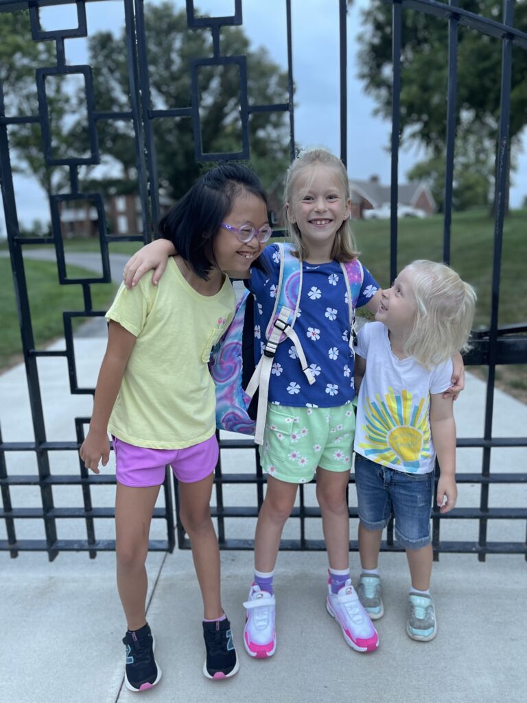 Lindsey Mullis' three daughters