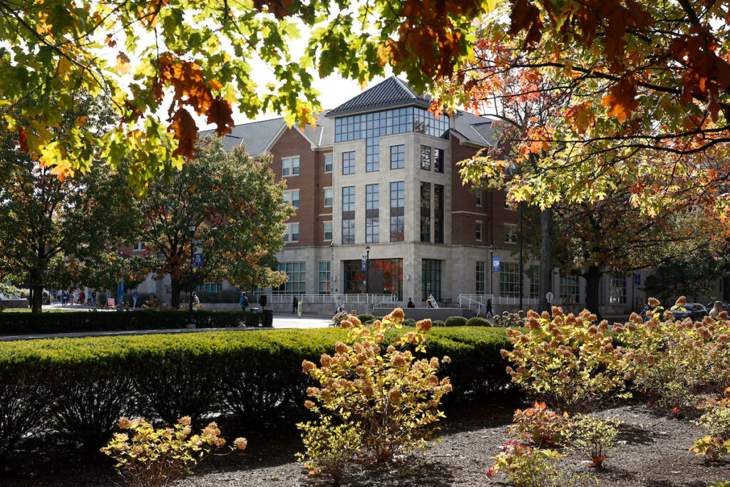 Fall color on November 2, 2021. Photos by Mark Cornelison | UKphoto