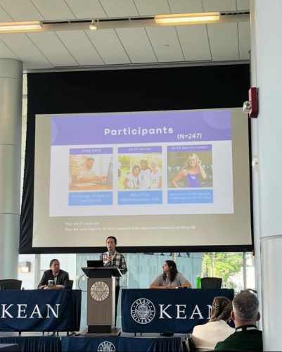 Levone Lee presents at ASWIS Annual Symposium.