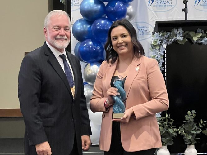 Laura Navarro Etheridge_Award